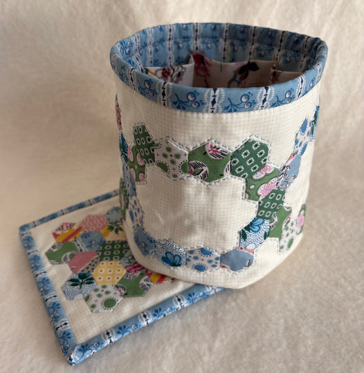 Karen Styles - Hexagon sewing caddy