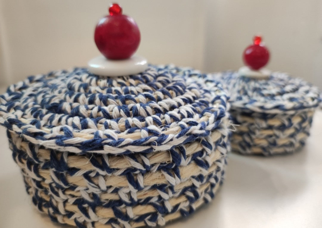 Heureuse qui comme Ulysse - Boîte en spiralé crocheté