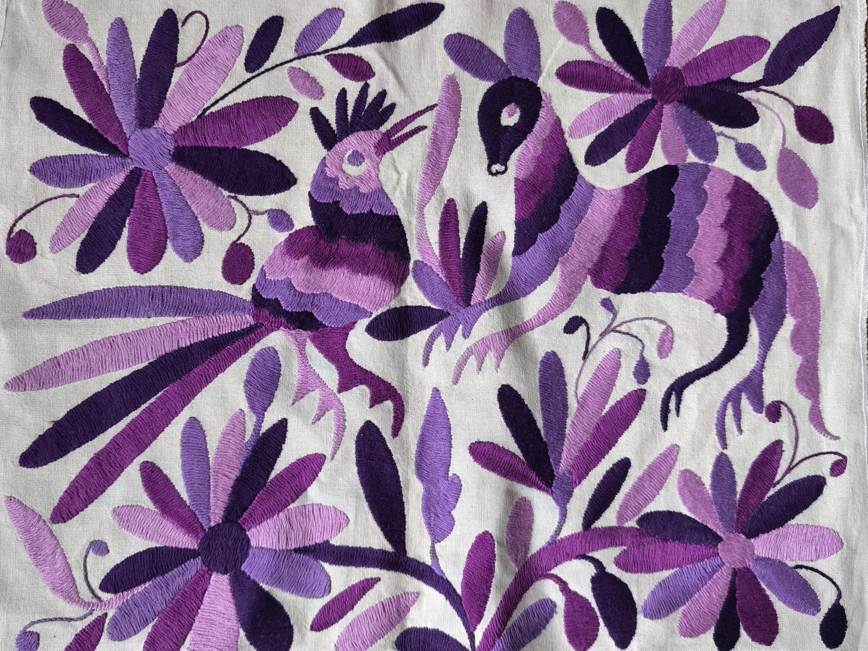 A La Mexicaine - Broderie traditionnelle mexicaine