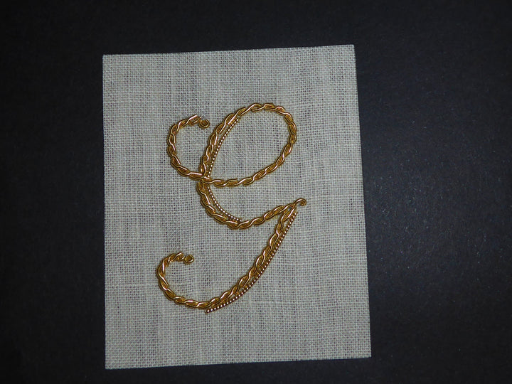 Le Bégonia d'Or - Broder votre lettre en 2 heures