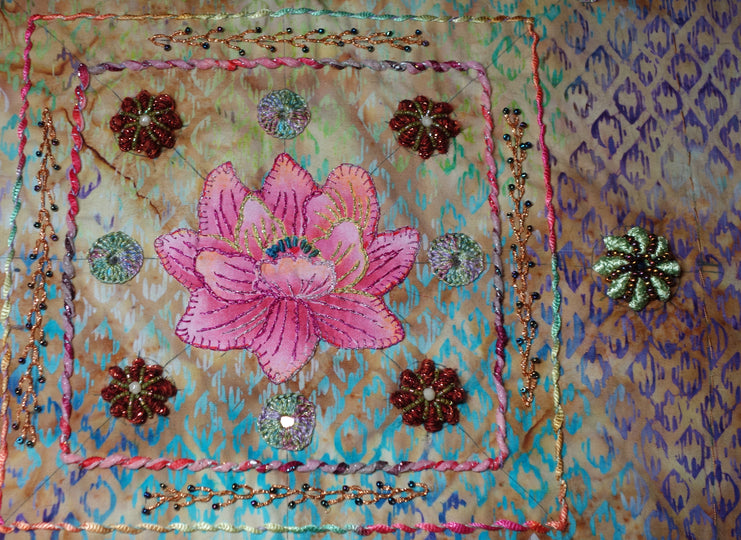 ZAZE - Broderie indienne - Mandala Power Flower